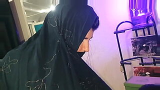 Janneat สาว Desi ได้รับการเสียวด้วย BDSM restraints