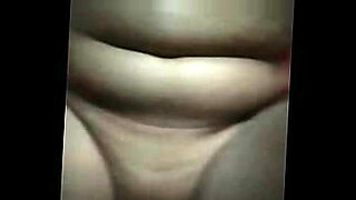 Wanita Manipur telanjang dalam video yang menawan, menampilkan sensualitas mereka.