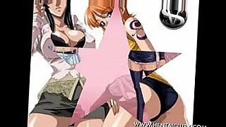 Robin and Nami get wild in a threesome