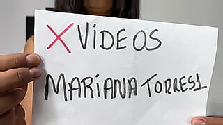 マリアナの誘惑的なビデオは、あなたをもっと求めさせます。