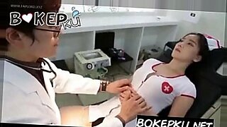 Vídeo japonês tabu com tags de traição e vovô.