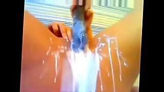 Une indienne chaude taquine dans une vidéo HD